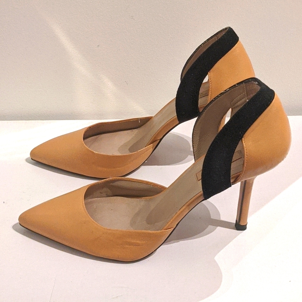 Zara blush and black suede pumps